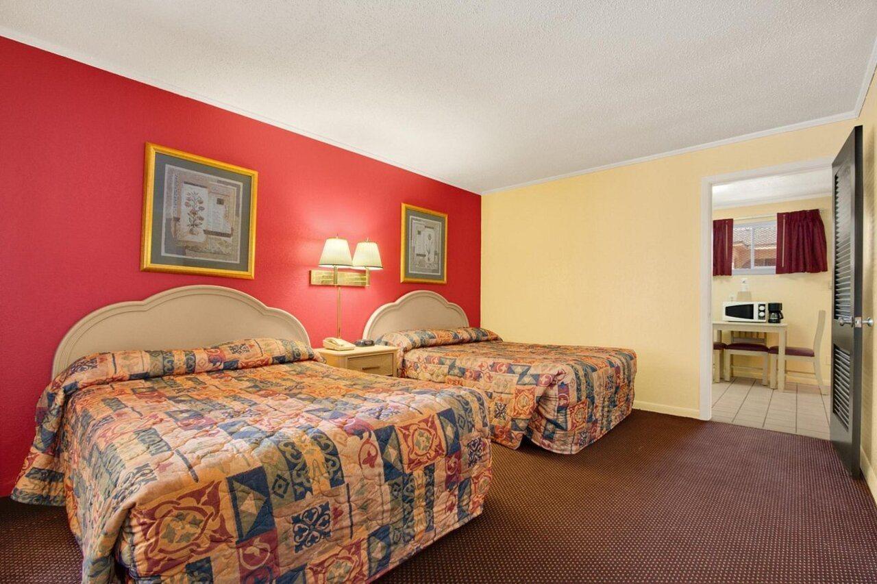 Royal Palace Inn And Suites Myrtle Beach Ocean Blvd Eksteriør bilde